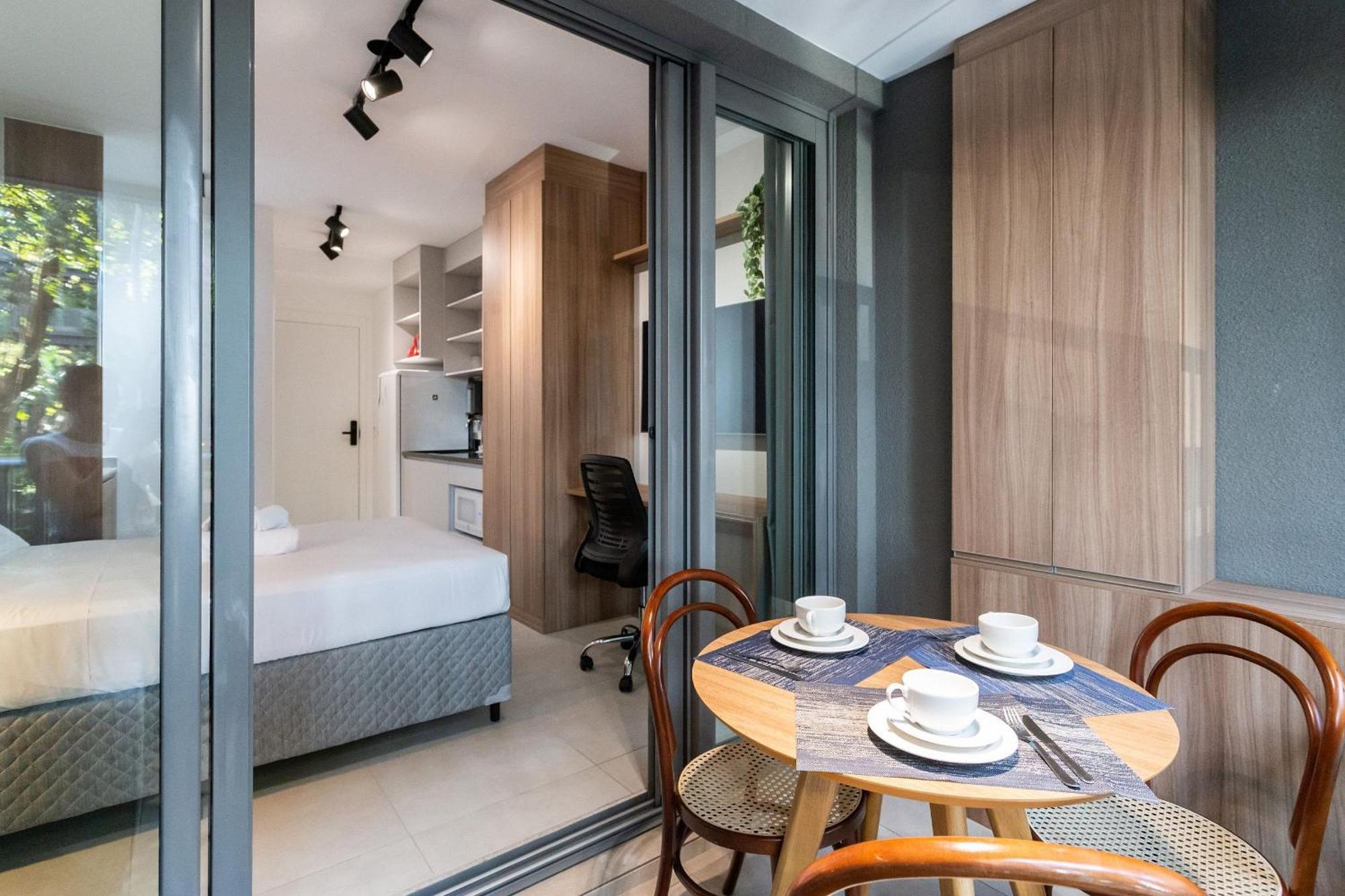 Hub Vila Madalena - Studios Por Temporada Сан-Пауло Экстерьер фото